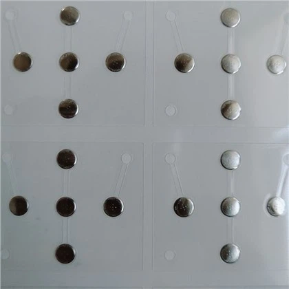 Skaņas metāla kupola slānis